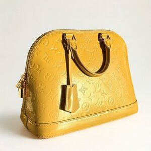 Authentic Louis Vuitton Handbag Alma PM Monogram Vernis in Blanc Corail